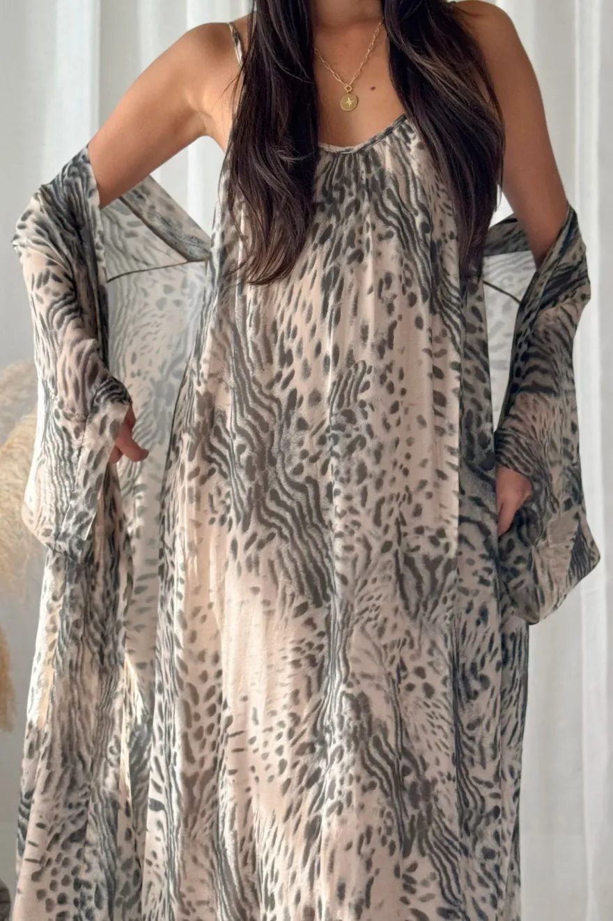 Alyssa silkkiviskoosimekko, soft leo print