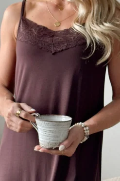 Bamboo Lace Joice slip mekko, coffee