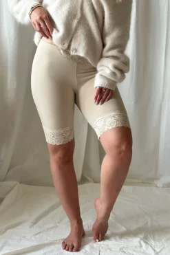 Bamboo Lace pyöräilyshortsit, beige