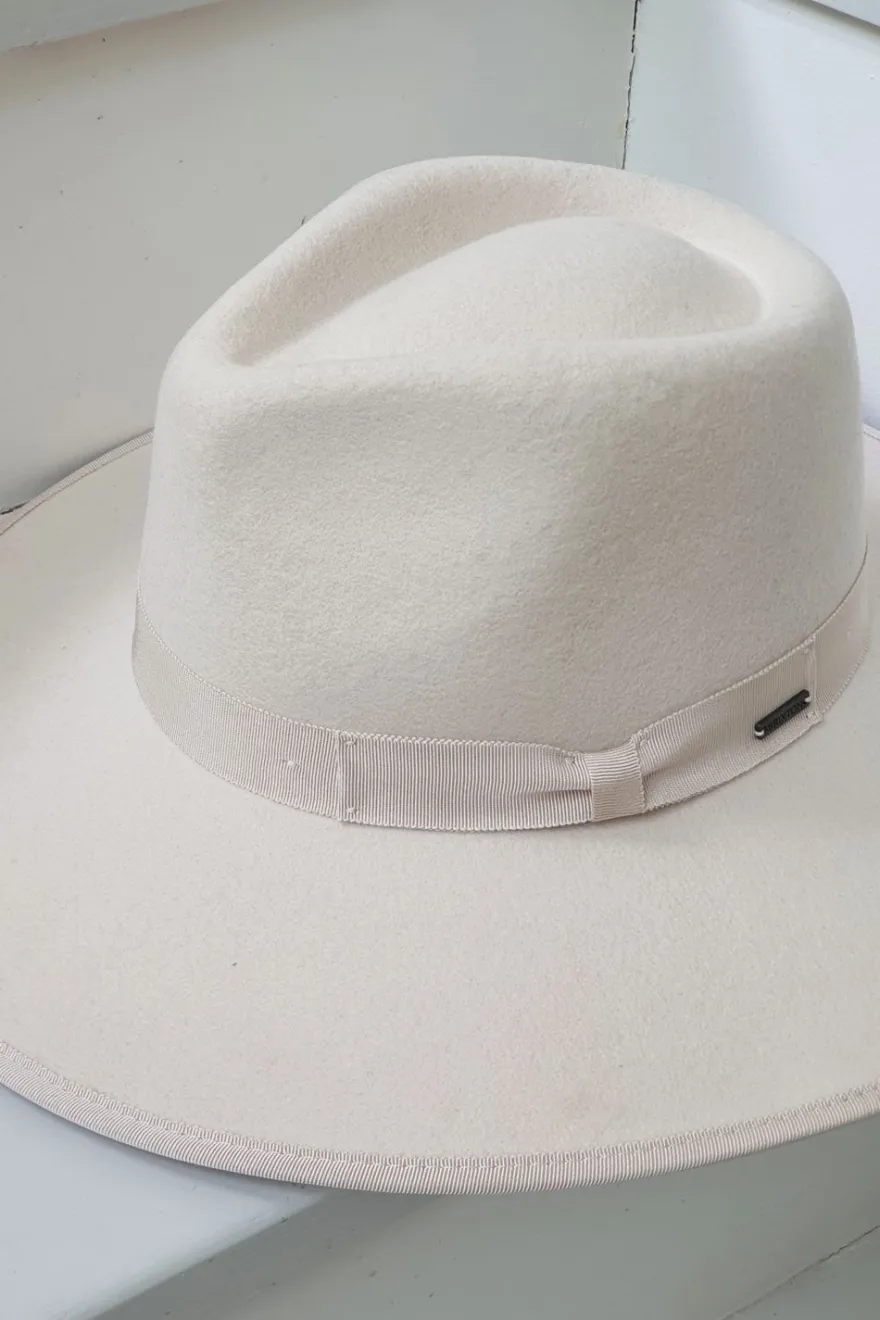 Brixton jo rancher hattu, dove