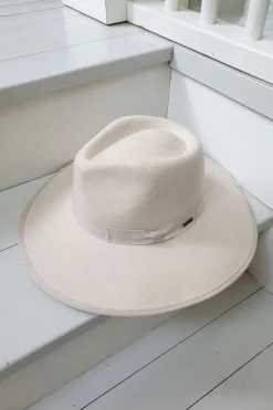 Brixton jo rancher hattu, dove