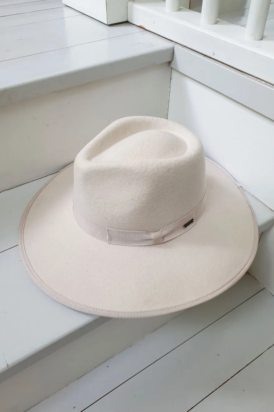 Brixton jo rancher hattu, dove