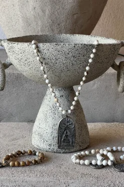 Buddha 65 kaulakoru, howlite