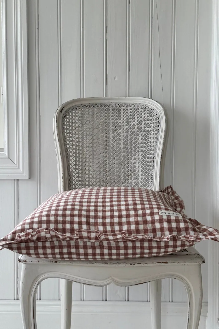 Bypias Ruffle pellavatyynyliina, pepperosa check
