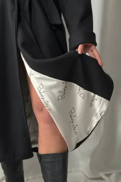 Caroline takki, musta