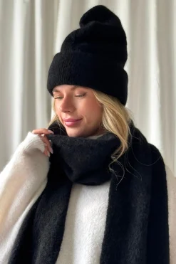 Chamonix alpakka beanie, musta