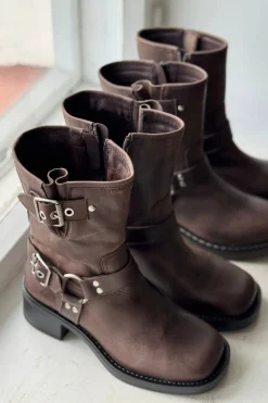 Cross low bootsit, chocolate