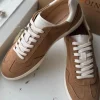 Edit sneakerit, sand