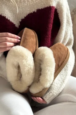 Jessica tossut, chestnut