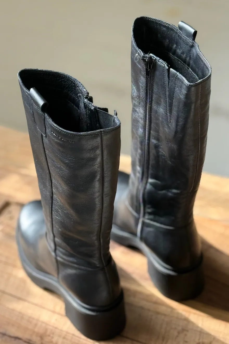 Jill bootsit, musta
