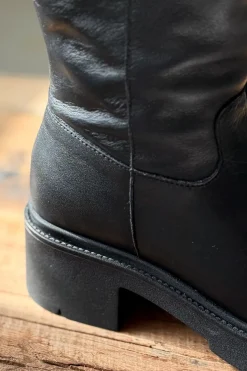 Jill bootsit, musta