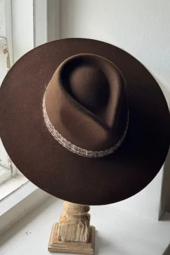 Joshua tree villafedora, espresso