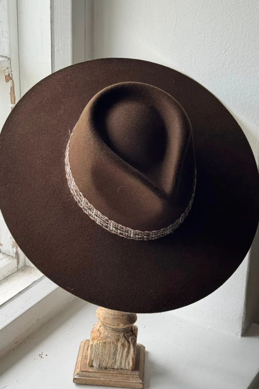 Joshua tree villafedora, espresso