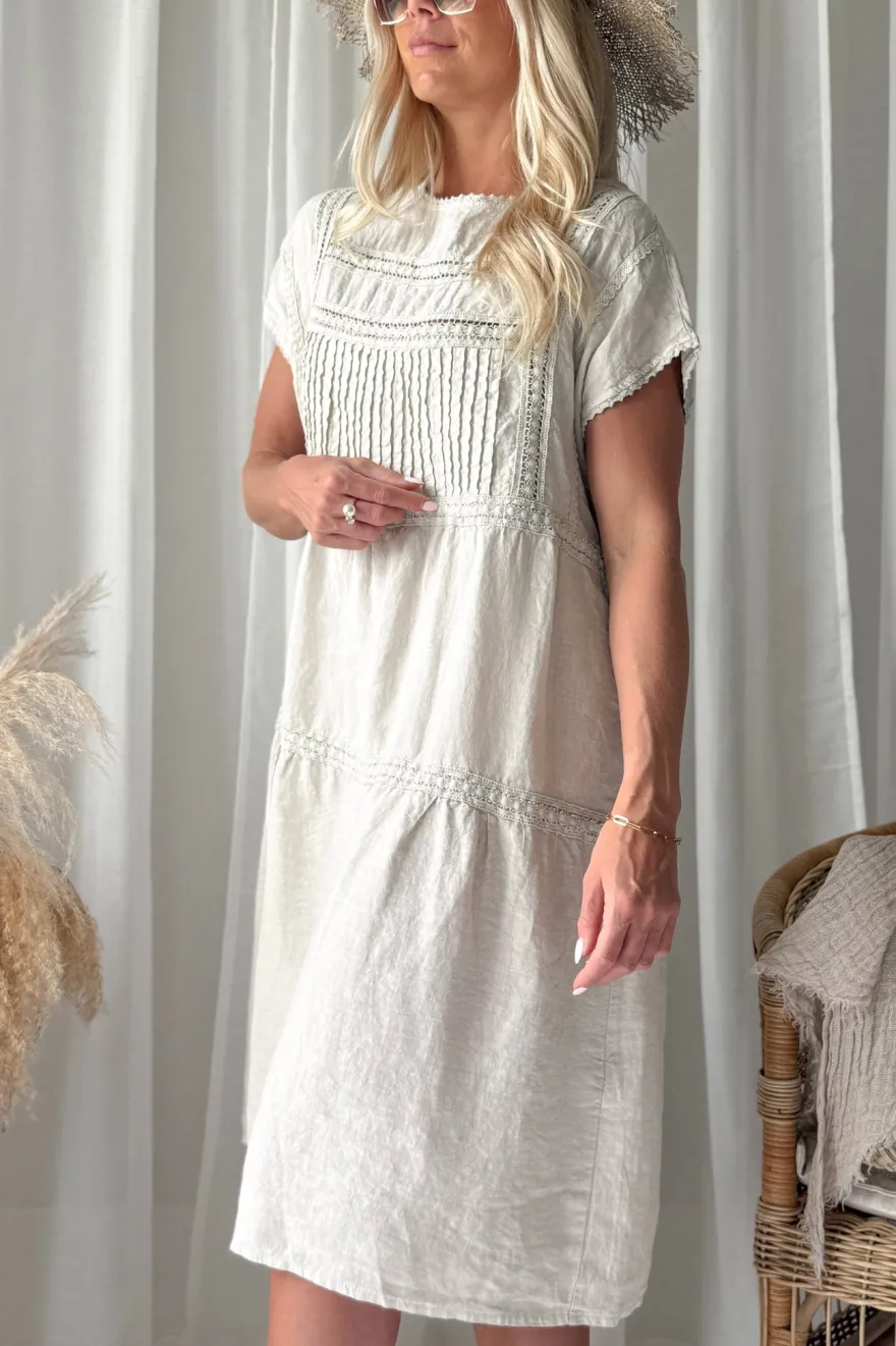 Liliana pellavamekko, hiekka