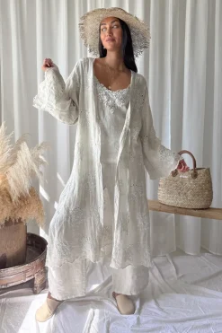 Lilias brodeerattu pellavakimono, hiekka