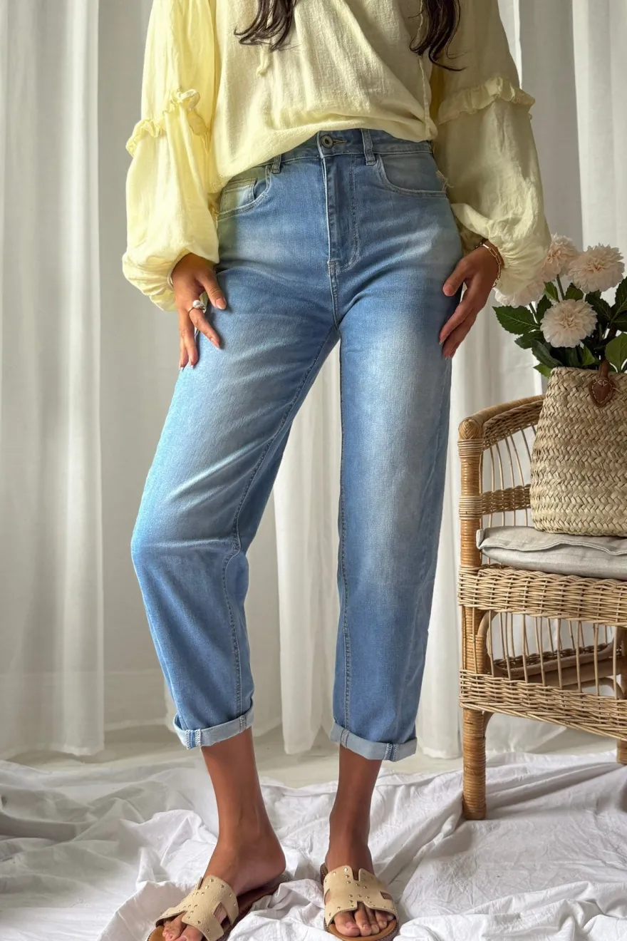 Loose jeans