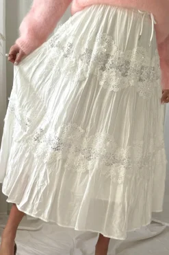 Lovely Lace hame, valkoinen