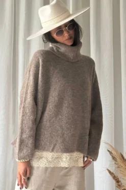 Marlene alpakkasekoitepooloneule, taupe
