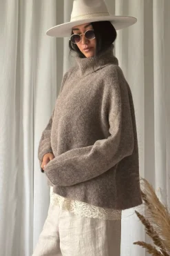 Marlene alpakkasekoitepooloneule, taupe