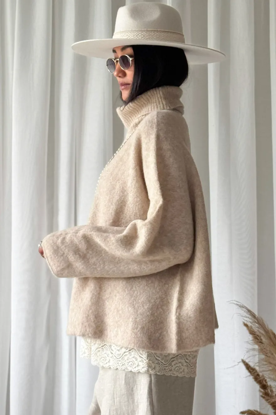 Marlene alpakkasekoitepooloneule, beige