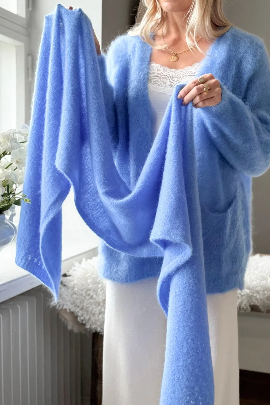 Nice mohairhuivi, heavenly blue