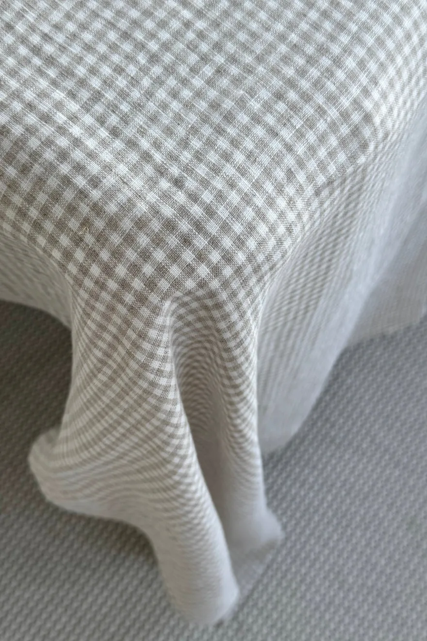 Pellavapöytäliina, beige check
