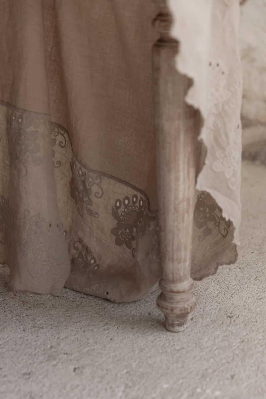 Shabby pellavapöytäliina, cashmere