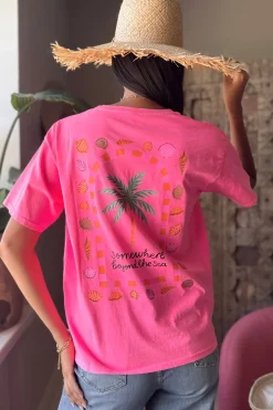 Somewhere Beyond t-paita, neon pink