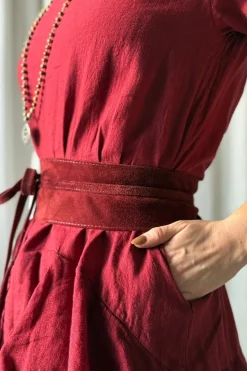 Suede wide nahkavyö, viininpunainen