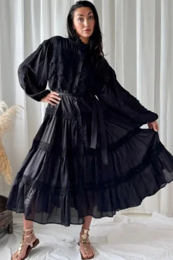 Venezia mekko, musta