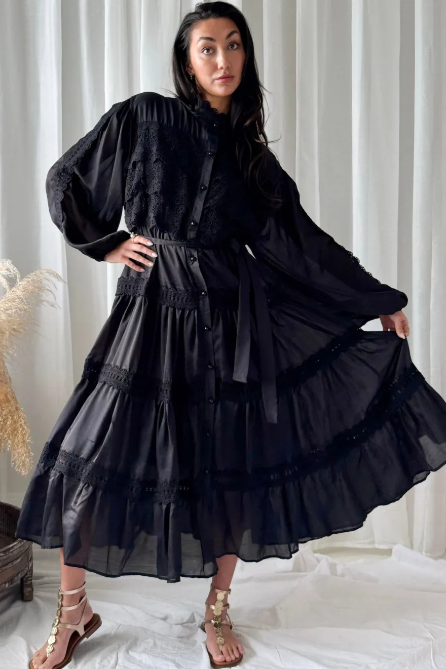 Venezia mekko, musta