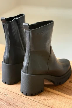Ylva bootsit, musta